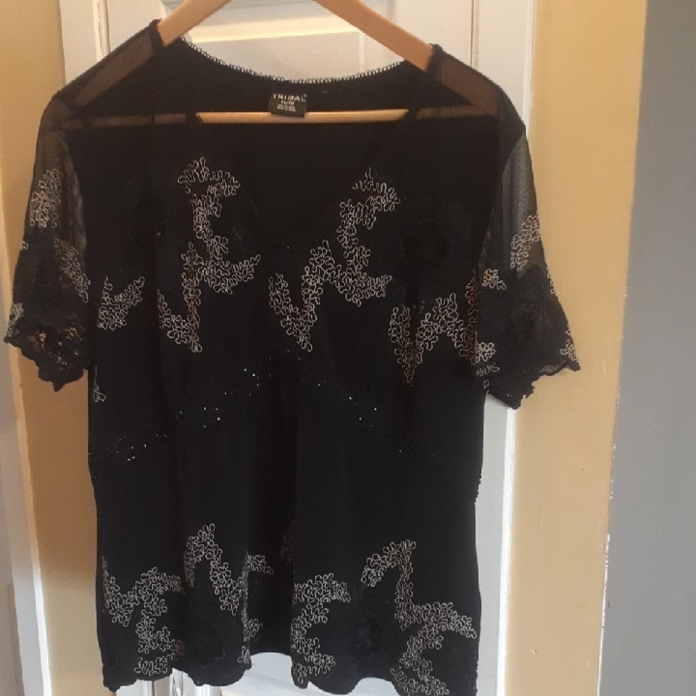 Tribal XL Short Iolet Cutout Sheer Sleeved V neck Beige Topstitch Sequined Blous